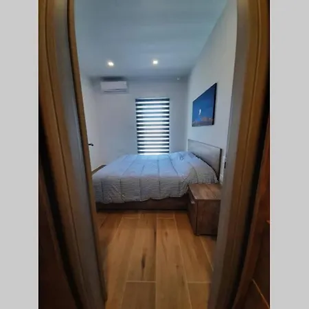 New Modern 2 Bedroom Apt With Panoramic Country Views * 马尔萨斯卡拉
